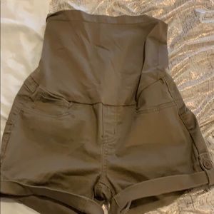 Brown maternity shorts